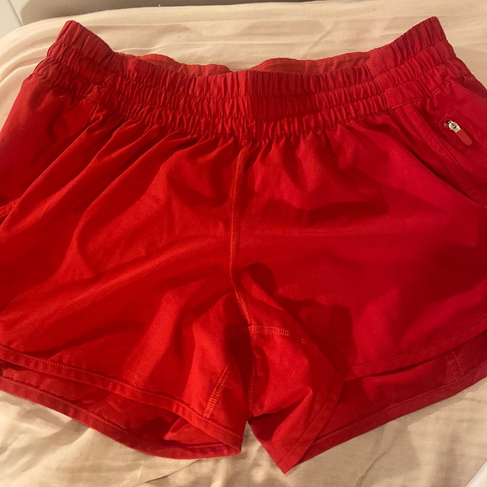 Lululemon low rise lined short 4” dark red